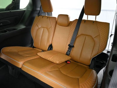 2023 Chrysler Pacifica Hybrid Hybrid Pinnacle