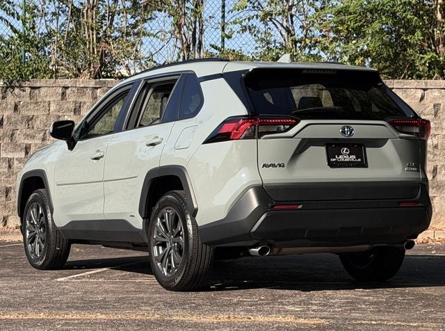 2022 Toyota RAV4 Hybrid XLE Premium