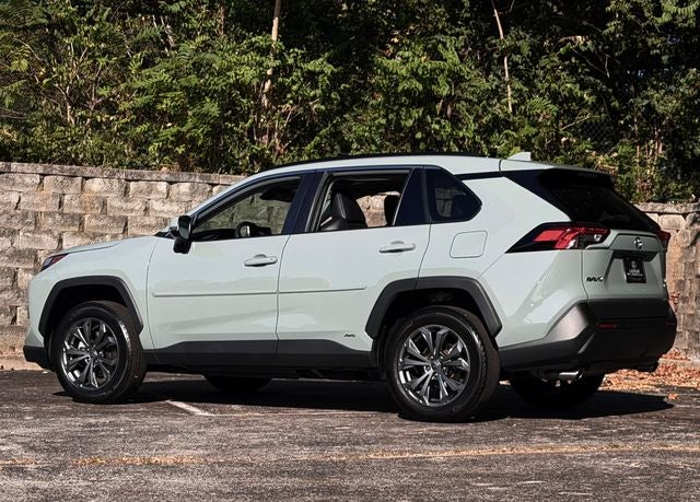 2022 Toyota RAV4 Hybrid XLE Premium