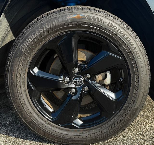 2019 Toyota RAV4 Hybrid XSE