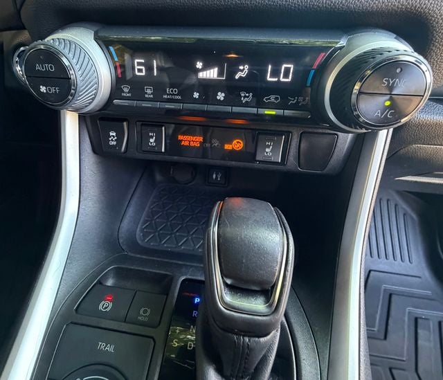 2019 Toyota RAV4 Hybrid XSE