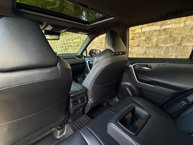 2019 Toyota RAV4 Hybrid XSE