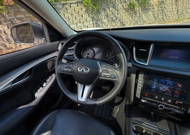 2022 INFINITI QX50 LUXE