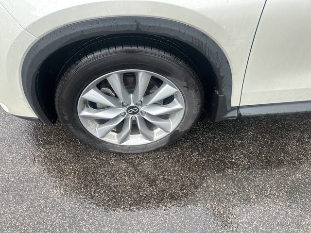 2022 INFINITI QX50 LUXE