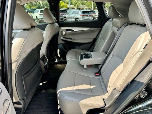 2023 INFINITI QX50 Sensory