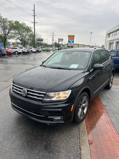 2019 Volkswagen Tiguan 2.0T SEL R-Line 4Motion
