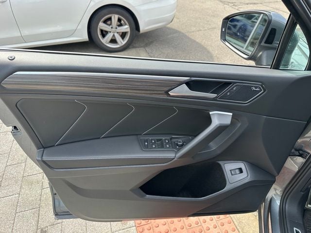 2024 Volkswagen Tiguan 2.0T SEL R-Line