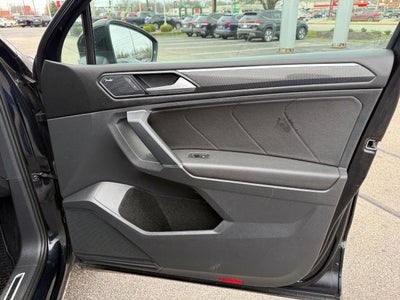 2018 Volkswagen Tiguan 2.0T SEL Premium 4Motion