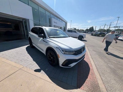 2023 Volkswagen Tiguan 2.0T SE R-Line Black