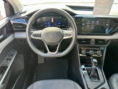 2024 Volkswagen Taos 1.5T SE Black