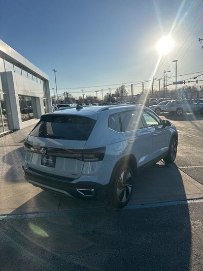 2025 Volkswagen Taos 1.5T SE