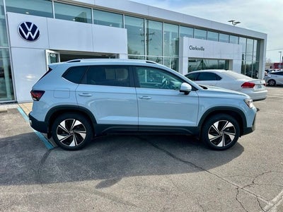 2025 Volkswagen Taos 1.5T SE