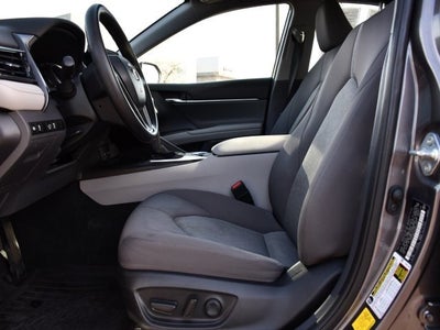 2022 Toyota Camry Hybrid LE