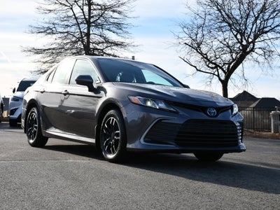2022 Toyota Camry Hybrid LE
