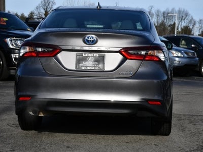 2022 Toyota Camry Hybrid LE