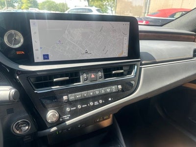 2024 Lexus ES 300h