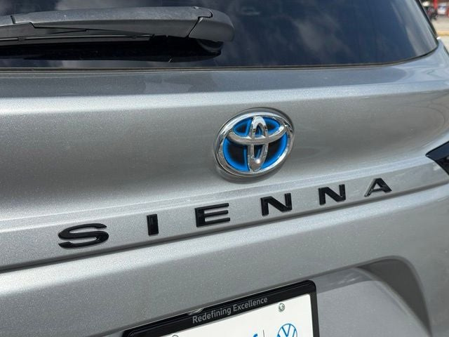 2024 Toyota Sienna XSE 7 Passenger