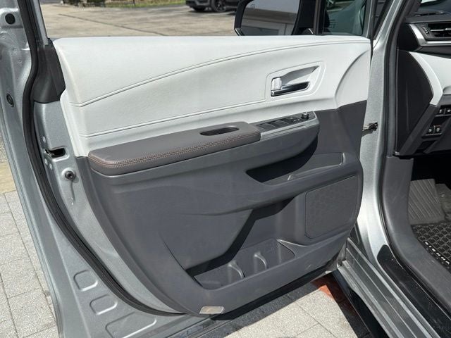 2024 Toyota Sienna XSE 7 Passenger