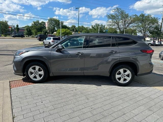 2021 Toyota Highlander LE