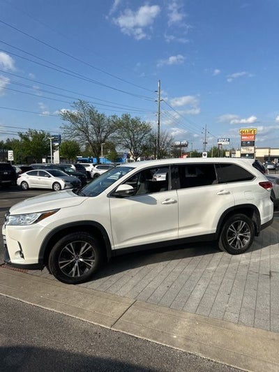 2019 Toyota Highlander LE