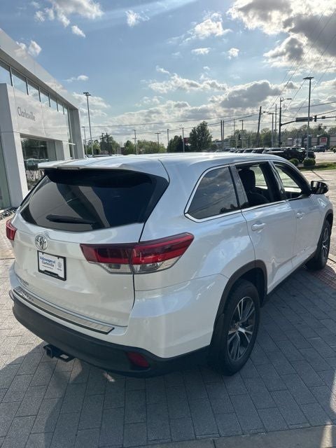 2019 Toyota Highlander LE
