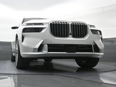 2025 BMW X7 xDrive40i
