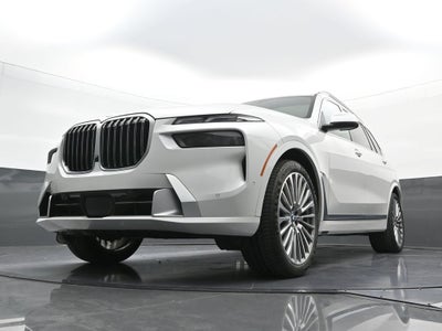 2025 BMW X7 xDrive40i