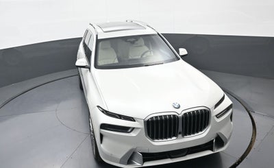 2025 BMW X7 xDrive40i
