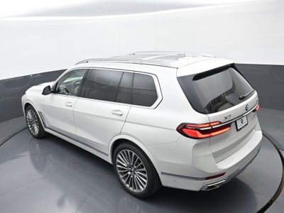 2025 BMW X7 xDrive40i