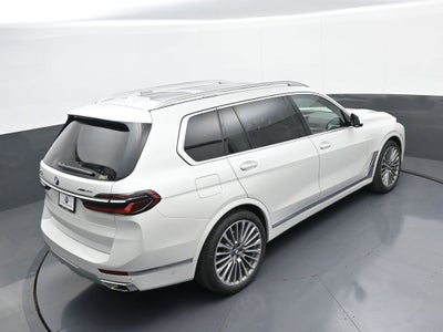 2025 BMW X7 xDrive40i