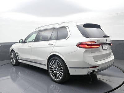 2025 BMW X7 xDrive40i