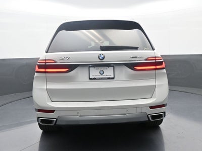 2025 BMW X7 xDrive40i