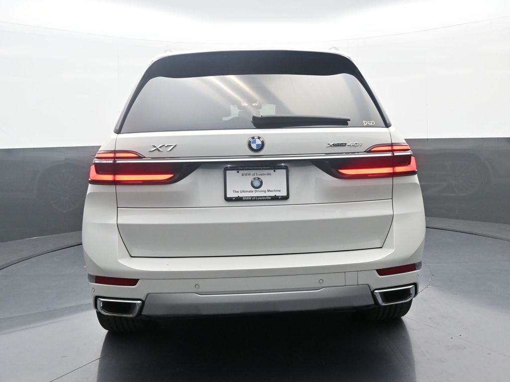2025 BMW X7 xDrive40i