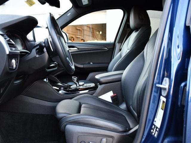 2024 BMW X4 xDrive30i