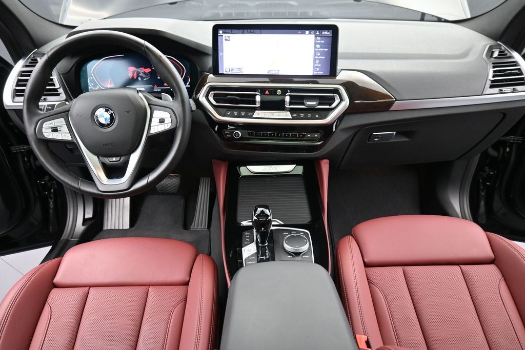 2025 BMW X4 xDrive30i