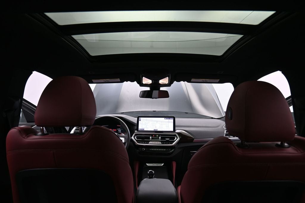2025 BMW X4 xDrive30i