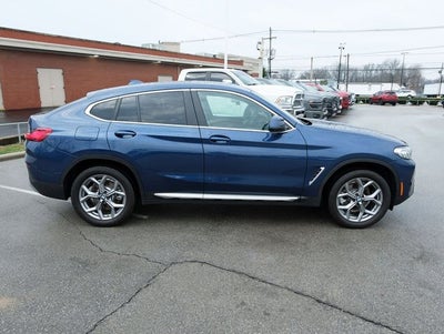 2025 BMW X4 xDrive30i