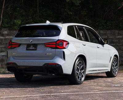 2023 BMW X3 M40i
