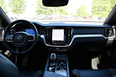 2024 Volvo S60 B5 Plus Black Edition