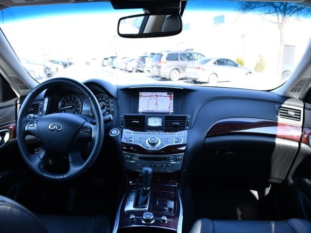 2017 INFINITI Q70 3.7X