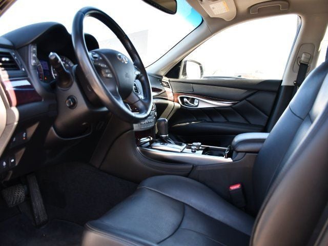 2019 INFINITI Q70 3.7X