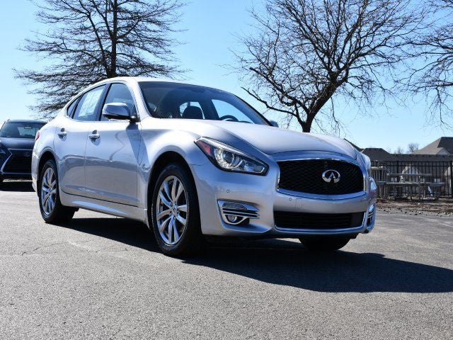 2019 INFINITI Q70 3.7X