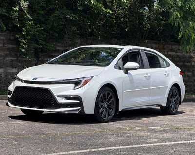 2025 Toyota Corolla Hybrid SE
