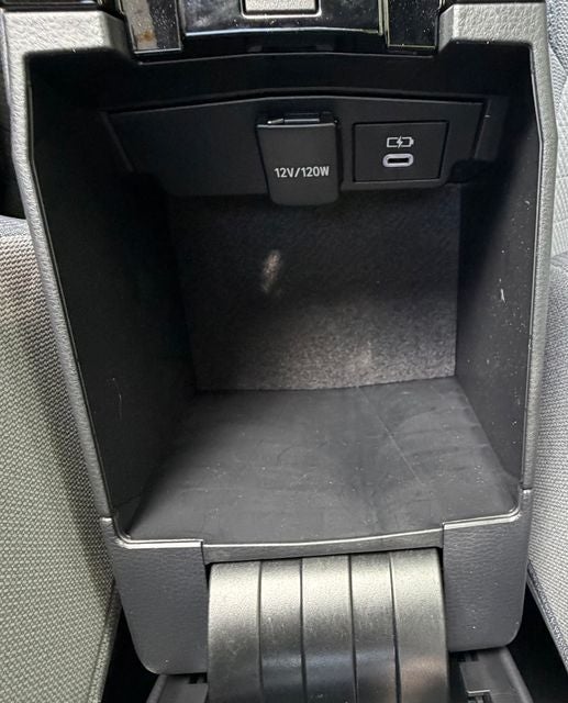 2025 Toyota Corolla Hybrid SE