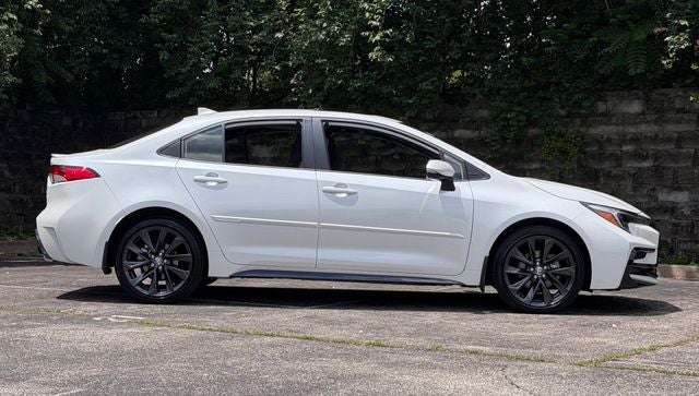 2025 Toyota Corolla Hybrid SE