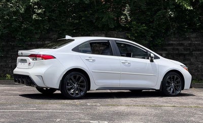 2025 Toyota Corolla Hybrid SE