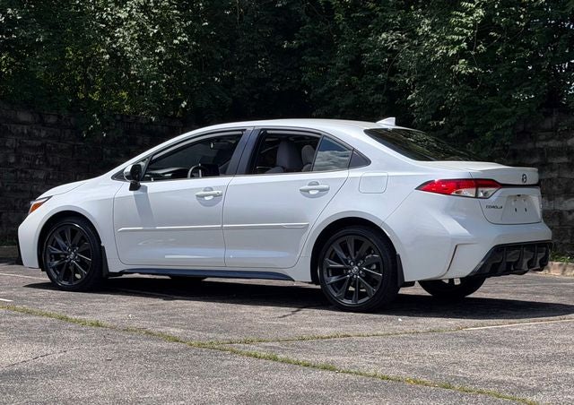 2025 Toyota Corolla Hybrid SE