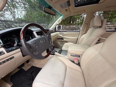 2015 Lexus LX 570