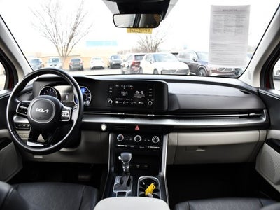 2024 Kia Carnival LX