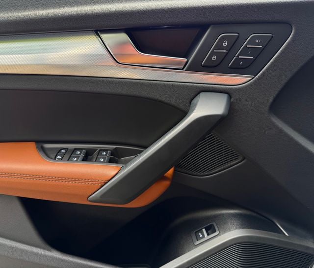 2025 Audi Q5 45 S line Prestige quattro